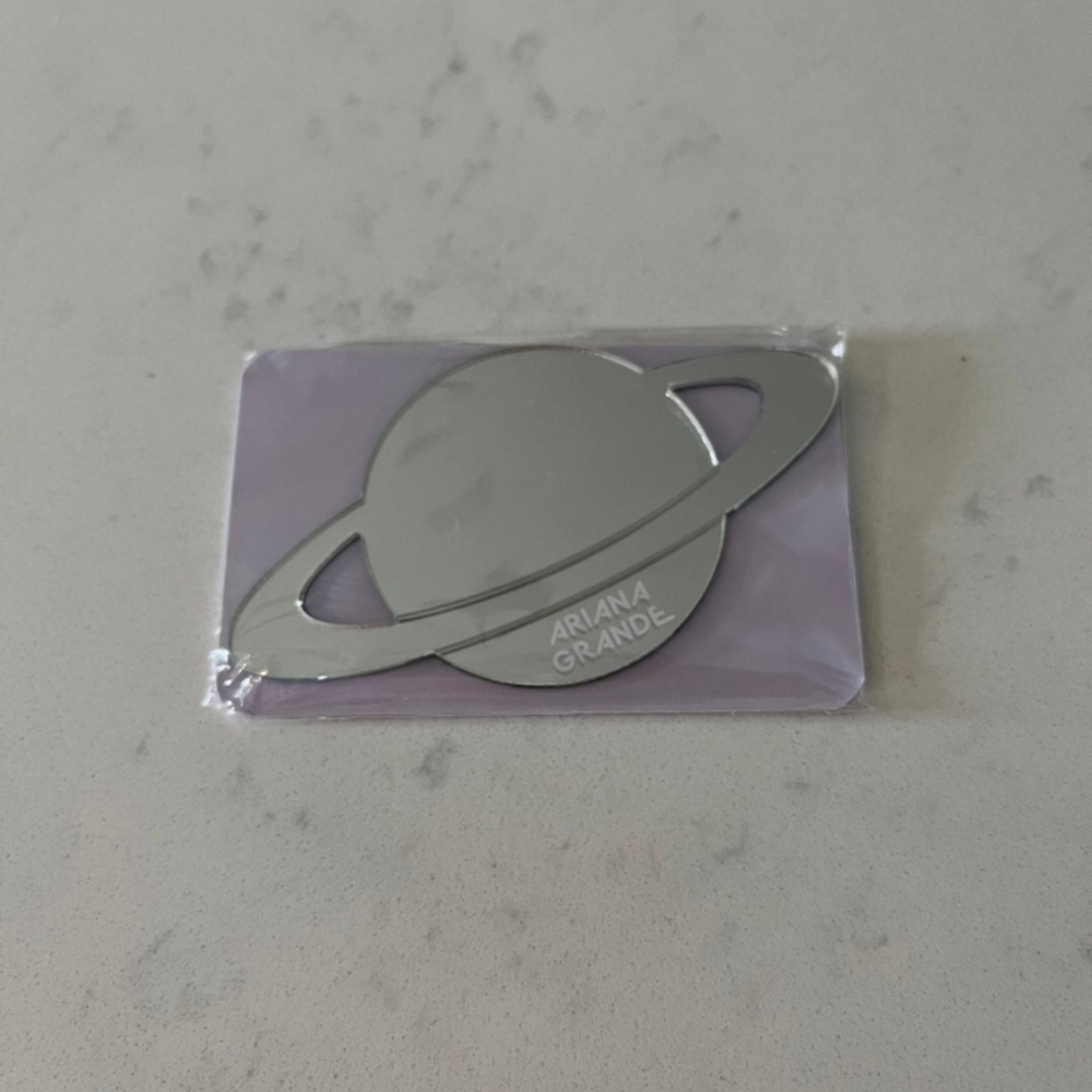 NEW Ariana Grande R.E.M. Saturn Mirror Limited Edition Exclusive